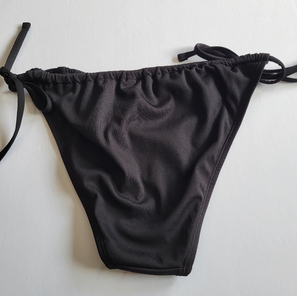 Shade & Shore Ribbed Black Bikini Bottom - Picture 3 of 7